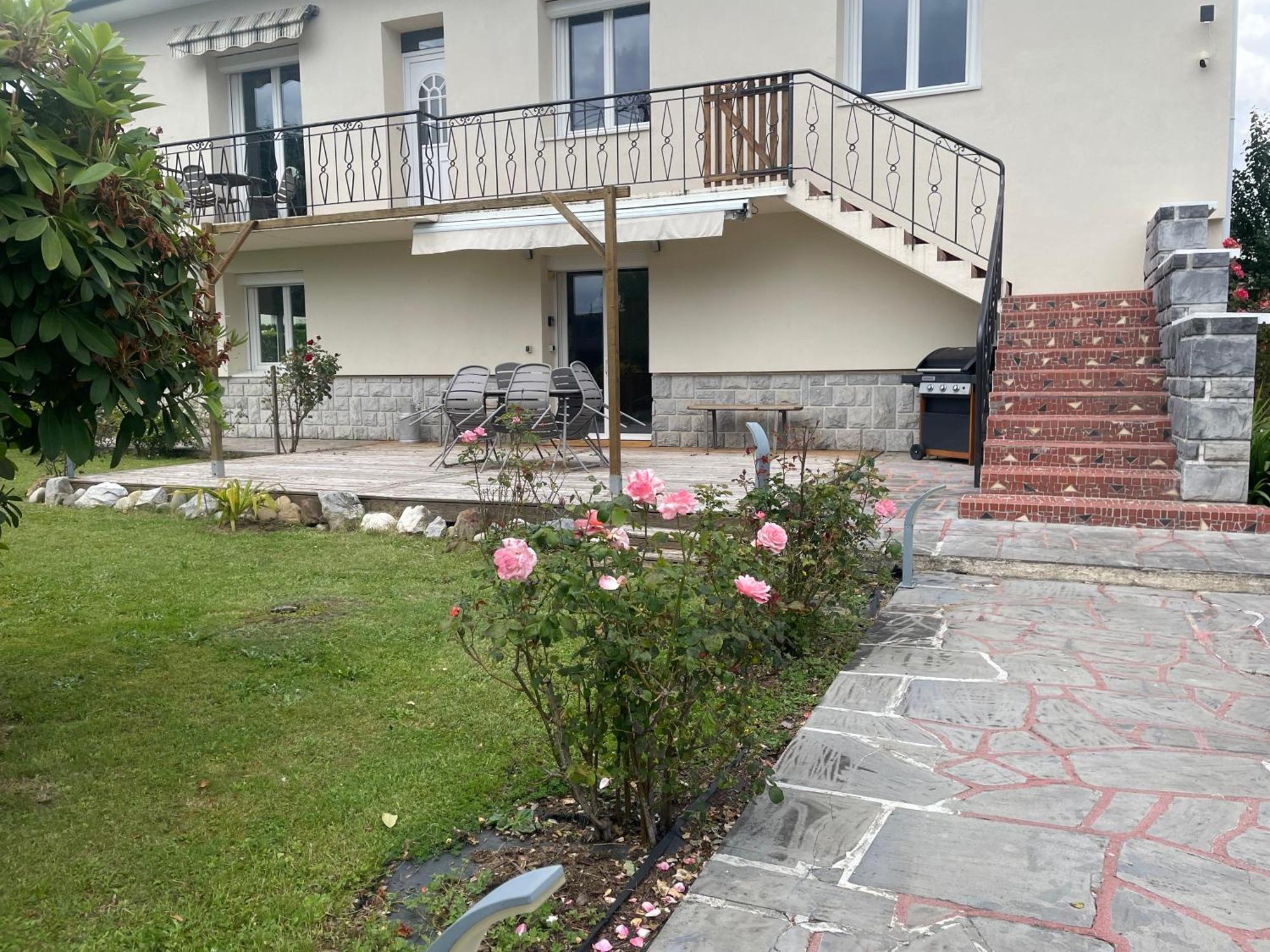 Appartement Independant En Rdc Chez Habitant Lannemezan Buitenkant foto